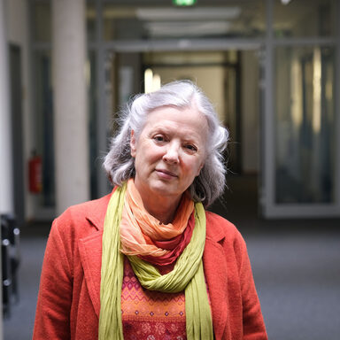 Anna Hesse, Frauenbeauftragte des Landkreises Kassel, im Interview.