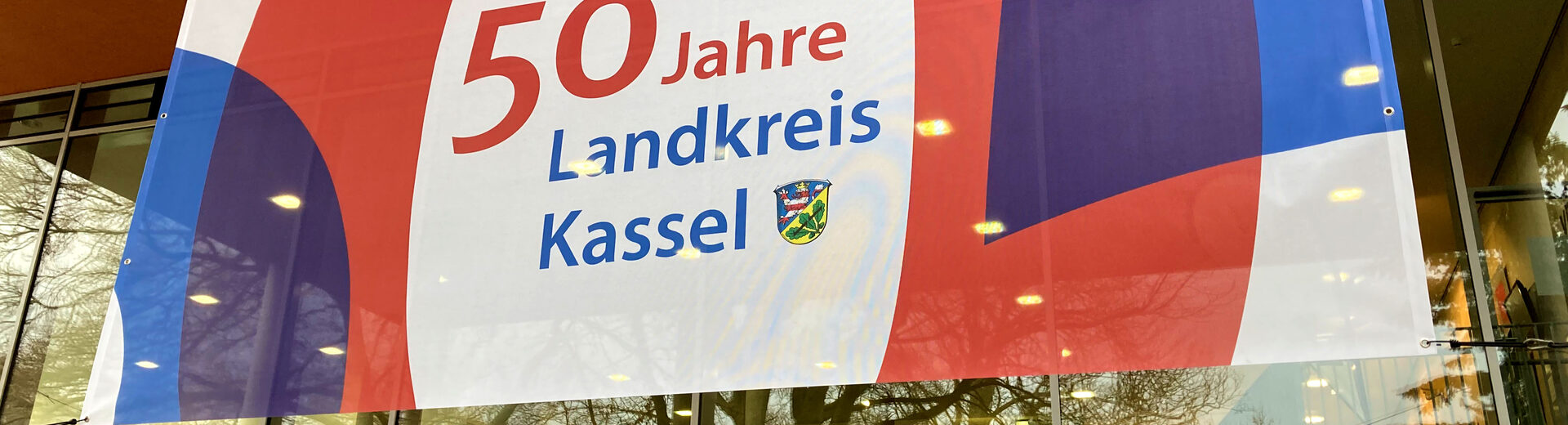 Banner vor Kreishaus